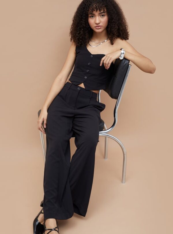 GINGER Solid One-Shoulder Crop Top - Image 2